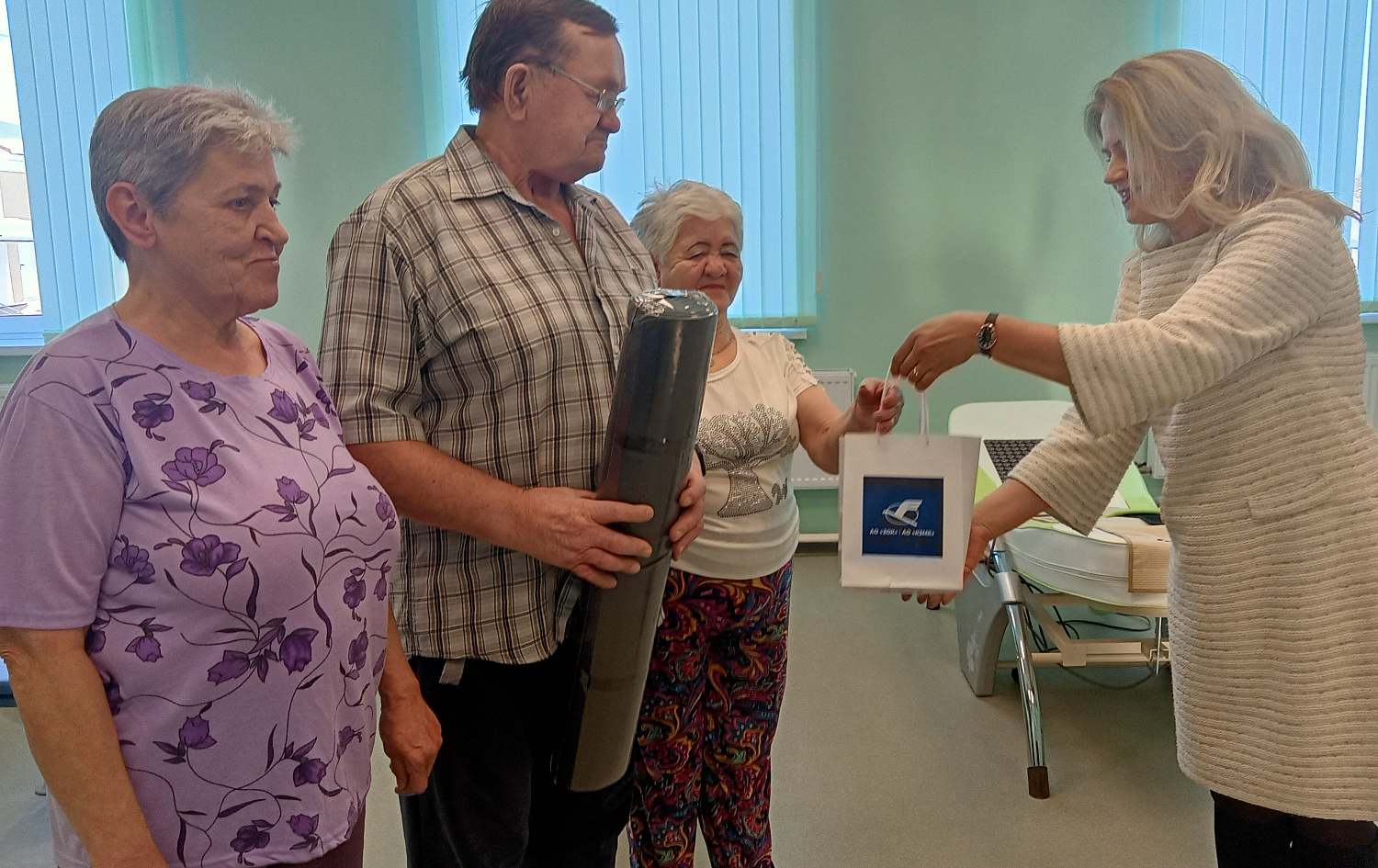 Беговая дорожка – отличный подарок!